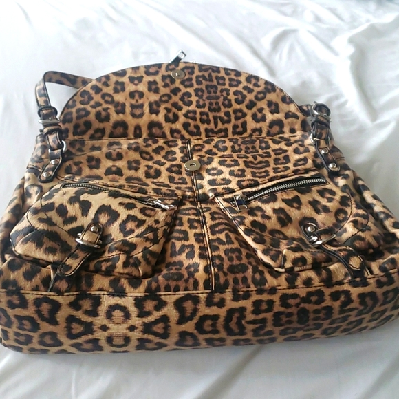 Jessica Simpson Shoulder Bag - Picture 3 of 9